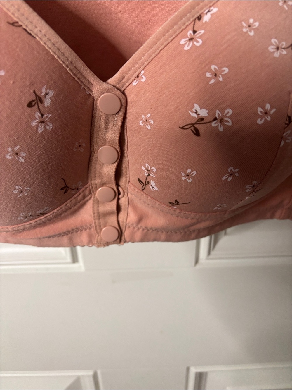 NWT Soft Front-Closure Full Coverage Bra in Blush Pink with Floral Embroidery - Picture 3 of 4